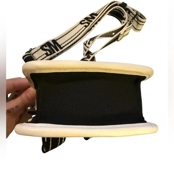 NEW Steven Madden Black & White The Micro Mini Crossbody Purse - Picture 3 of 5